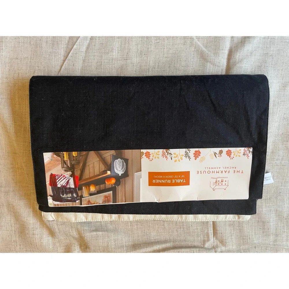 The Farmhouse Rachel Ashwell Black Pumpkin Table Runner 14